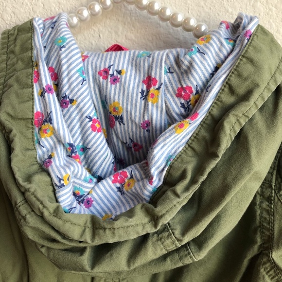 Adorable fall floral lined jacket - Picture 4 of 7